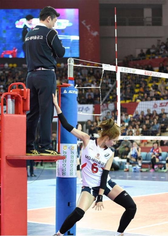 李多英容貌清纯的排球女神,女排二传李多英