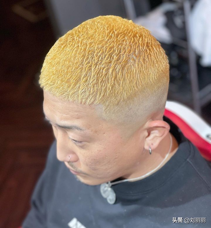 如何剪一款帅气的基础发型,清爽有型短发男士发型