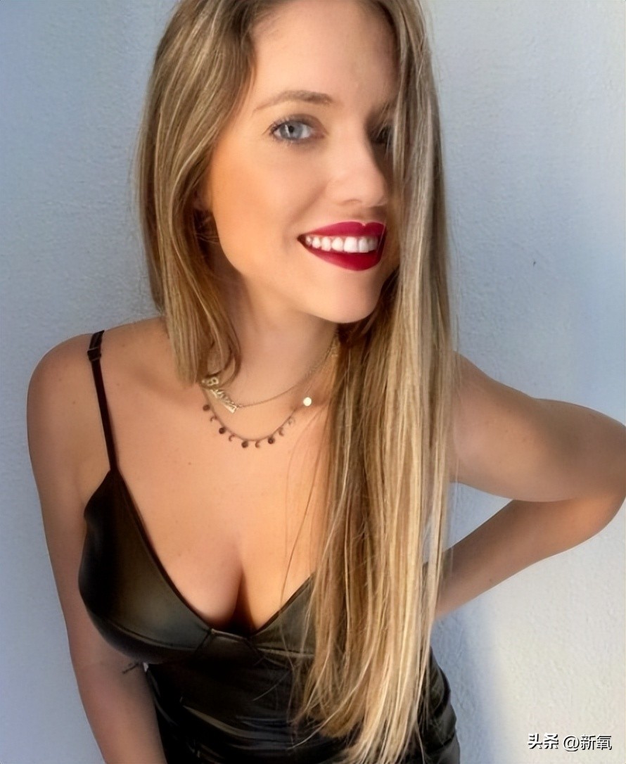 胸上有一颗痣会危险吗,胸上突然长了一颗痣什么征兆