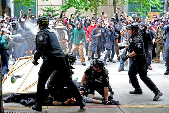 俄罗斯与美国发生冷战后的变化,美国和俄罗斯冷战有多厉害