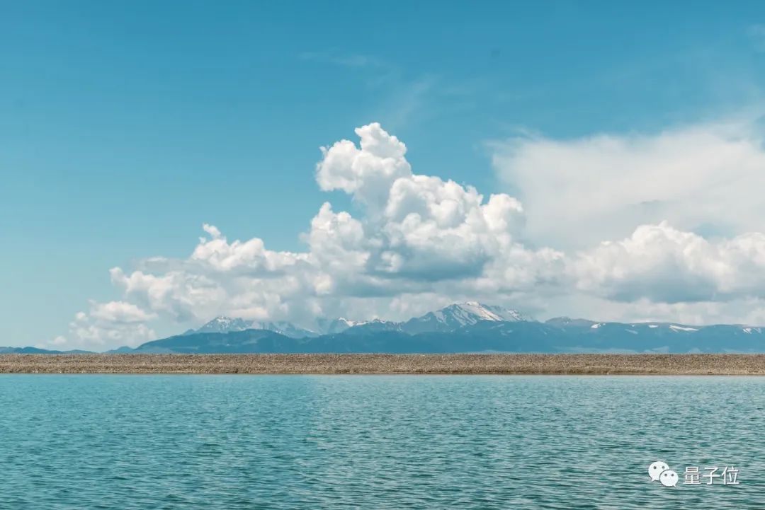 免费给黑白图片上色,什么app可以给黑白照片免费上色
