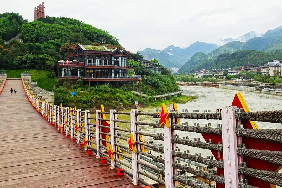 带孙女去贵阳玩,带着孙女自驾全国游