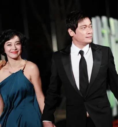 57岁罗嘉良被传患肝癌后首现身,罗嘉良肝癌再次恶化昏迷不醒