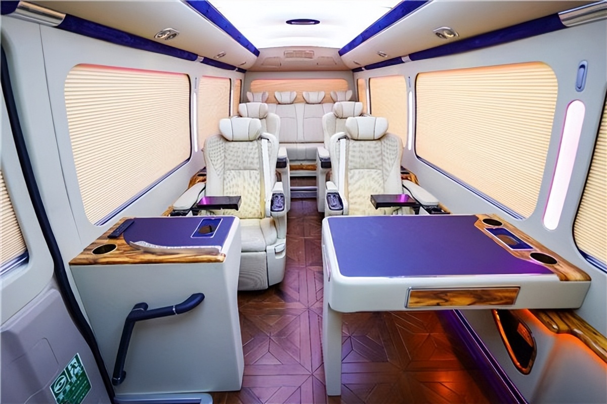 丰田考斯特价格2020,金旅考斯特和丰田考斯特区别