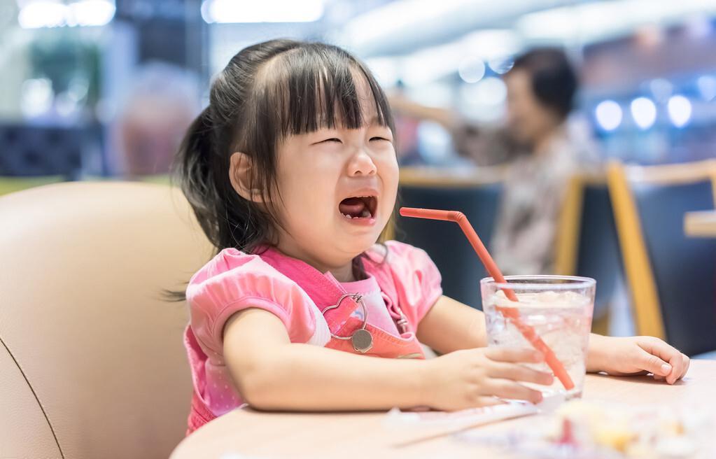 3岁分床5岁还不愿意分房怎么办,3岁分床5岁分房害了多少孩子