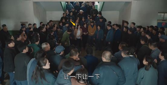 我们的日子：几家人的穿着勾画阶层差异，你穿的衣服就是你的阶层