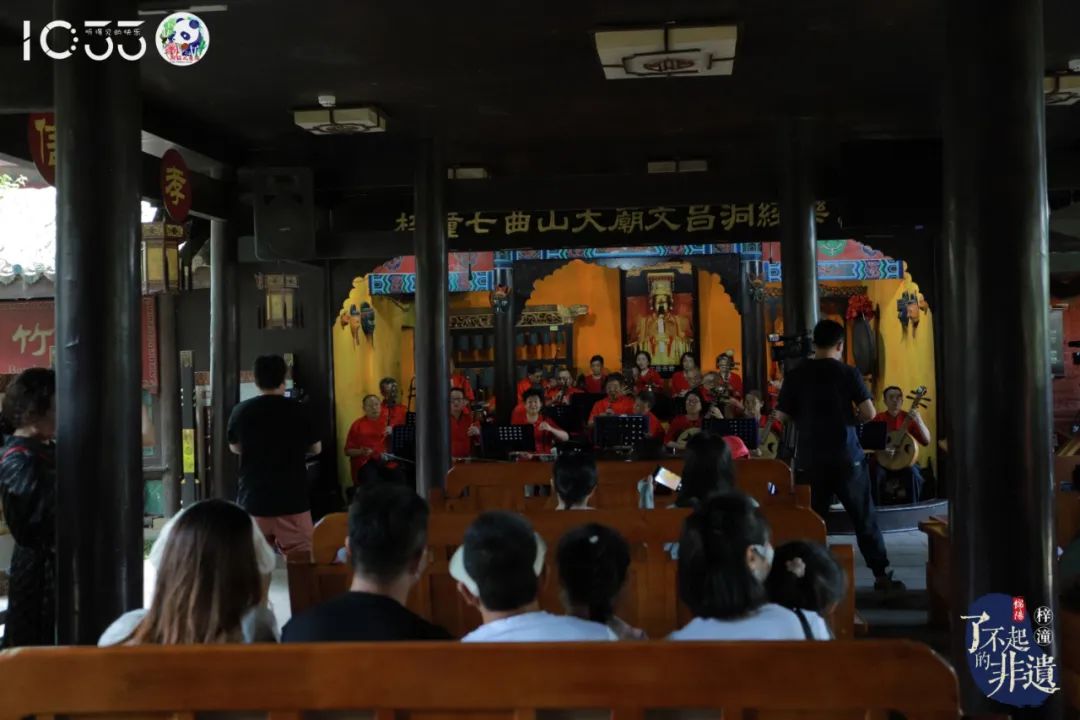 千百年前古人听的洞经古乐、吃的酥饼、画的木刻年画...这一次我们给你包圆了