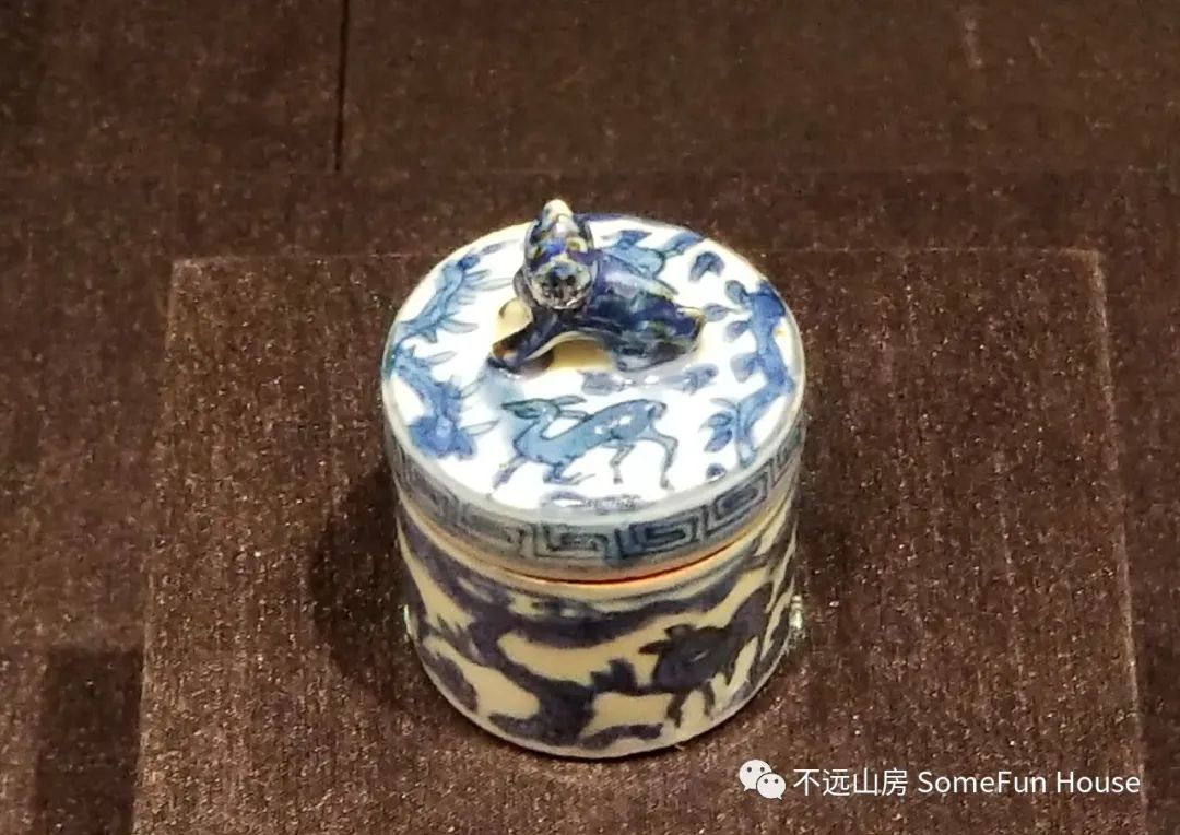 万历晚期青花瓷器特点,万历朝有没有无款官窑瓷器