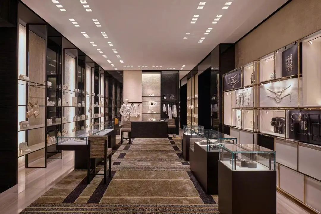 香奈儿包每年涨价能持续多久,香奈儿包背了两星期就磨掉皮