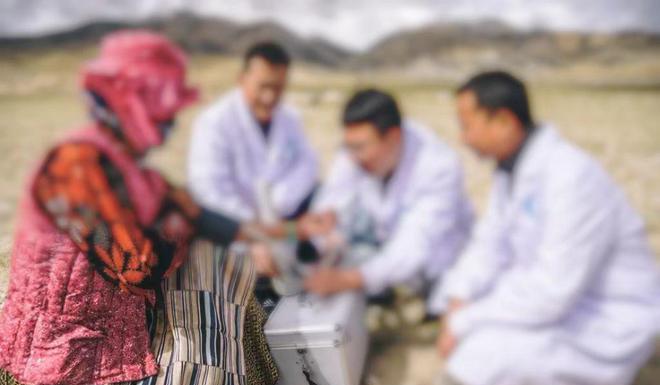 《失犬*藏西**老兵与神秘圣僧的相遇》