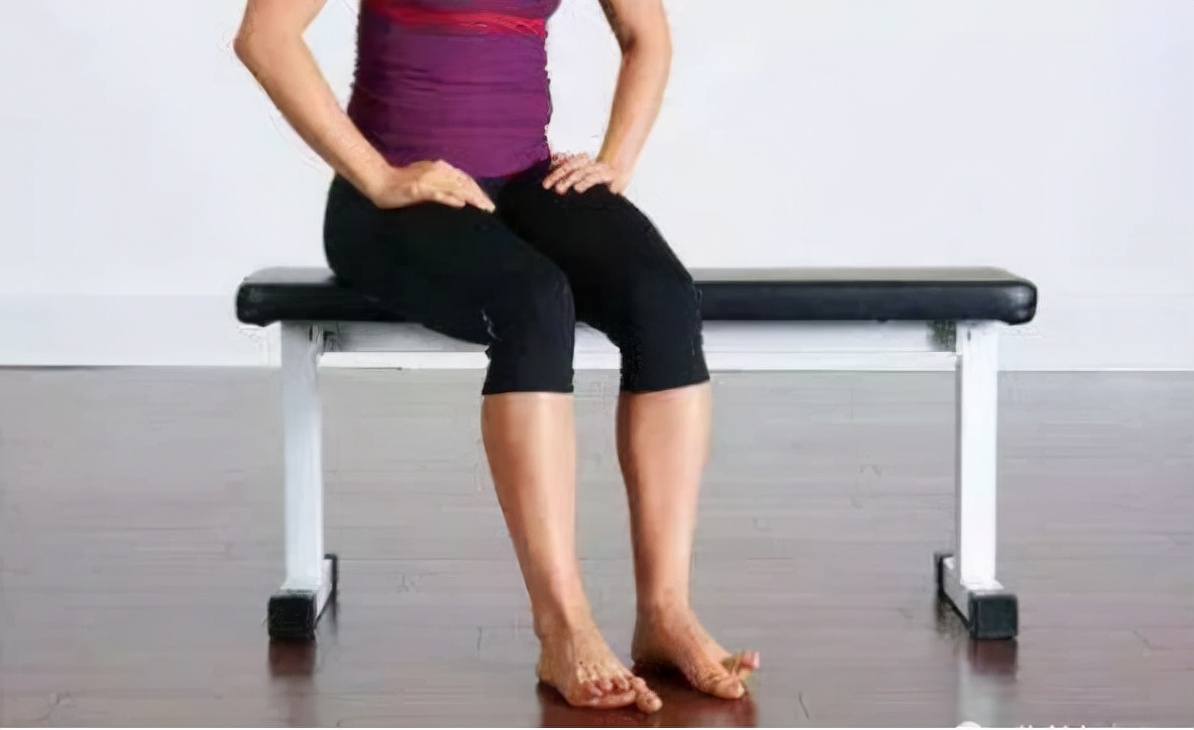 脚趾锤状趾啥意思,脚趾杵状指与正常区别图片