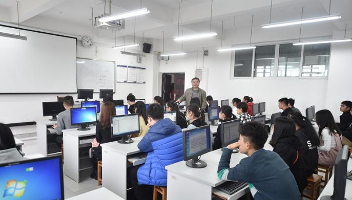 大专学历比较香的专业,选什么专业容易学就业好工资高