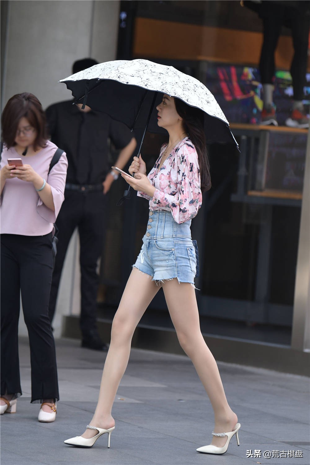 夏季到了一双百搭的高跟凉鞋,夏季高跟凉鞋时尚休闲任意搭配