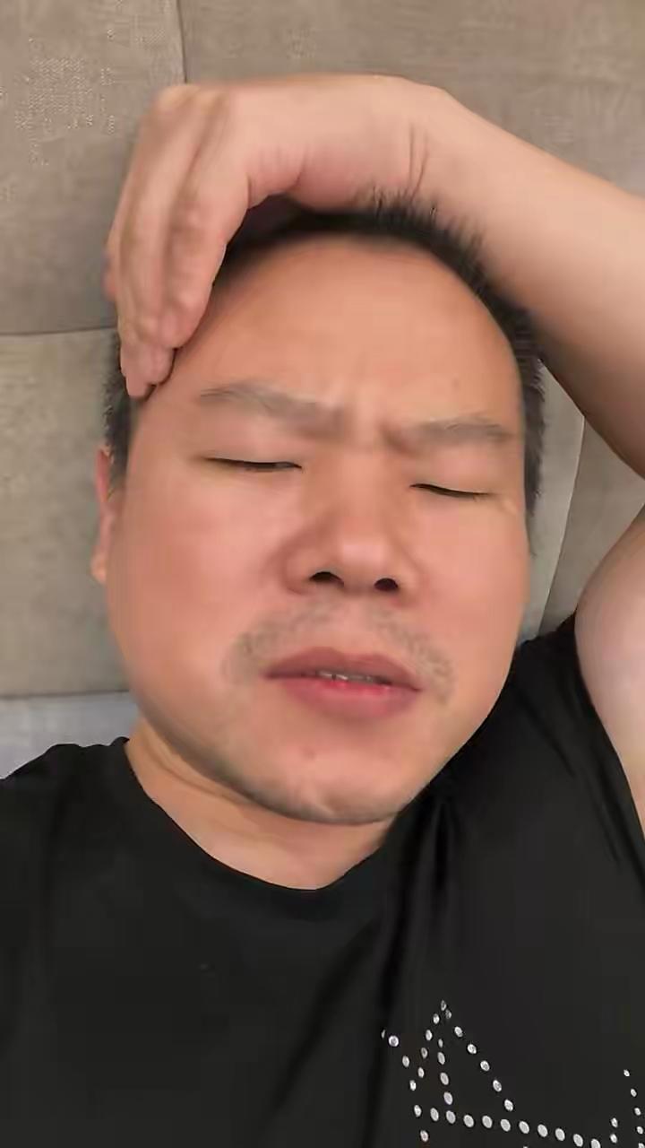 黄奕发文求助“水泥封鼻”的缓解方法，确诊五天经历冰火两重天