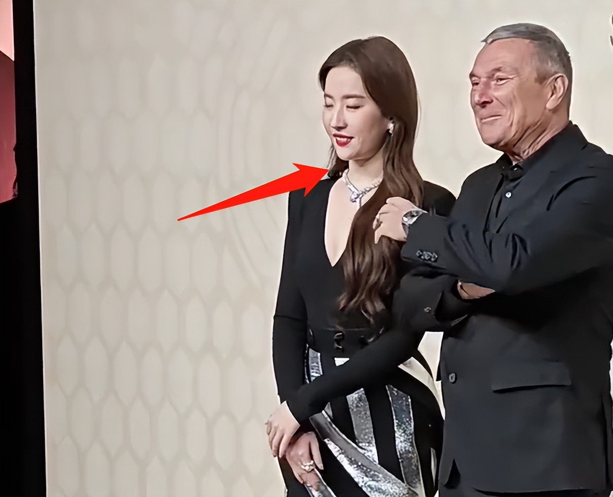 杨紫和刘亦菲对比照片,杨紫刘亦菲年轻时