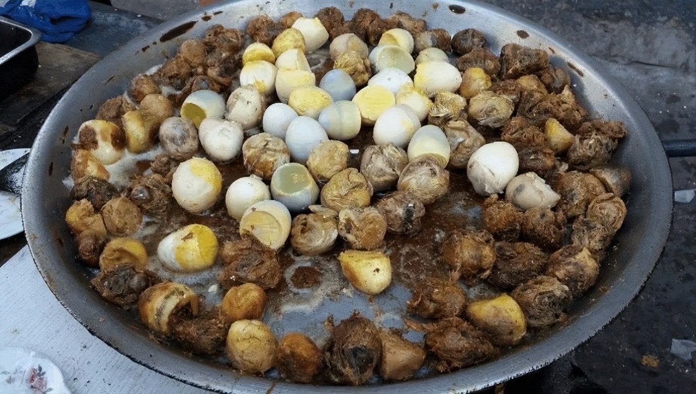 毛蛋活珠子正确吃法,活珠子毛蛋哪个最好吃