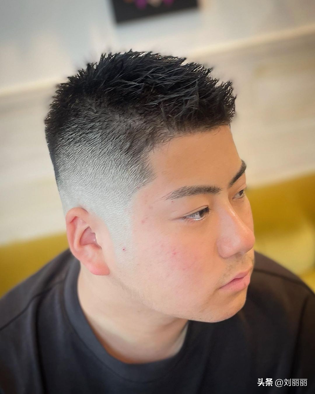 越剪越好看的发型,时尚中长发型女2021流行发型