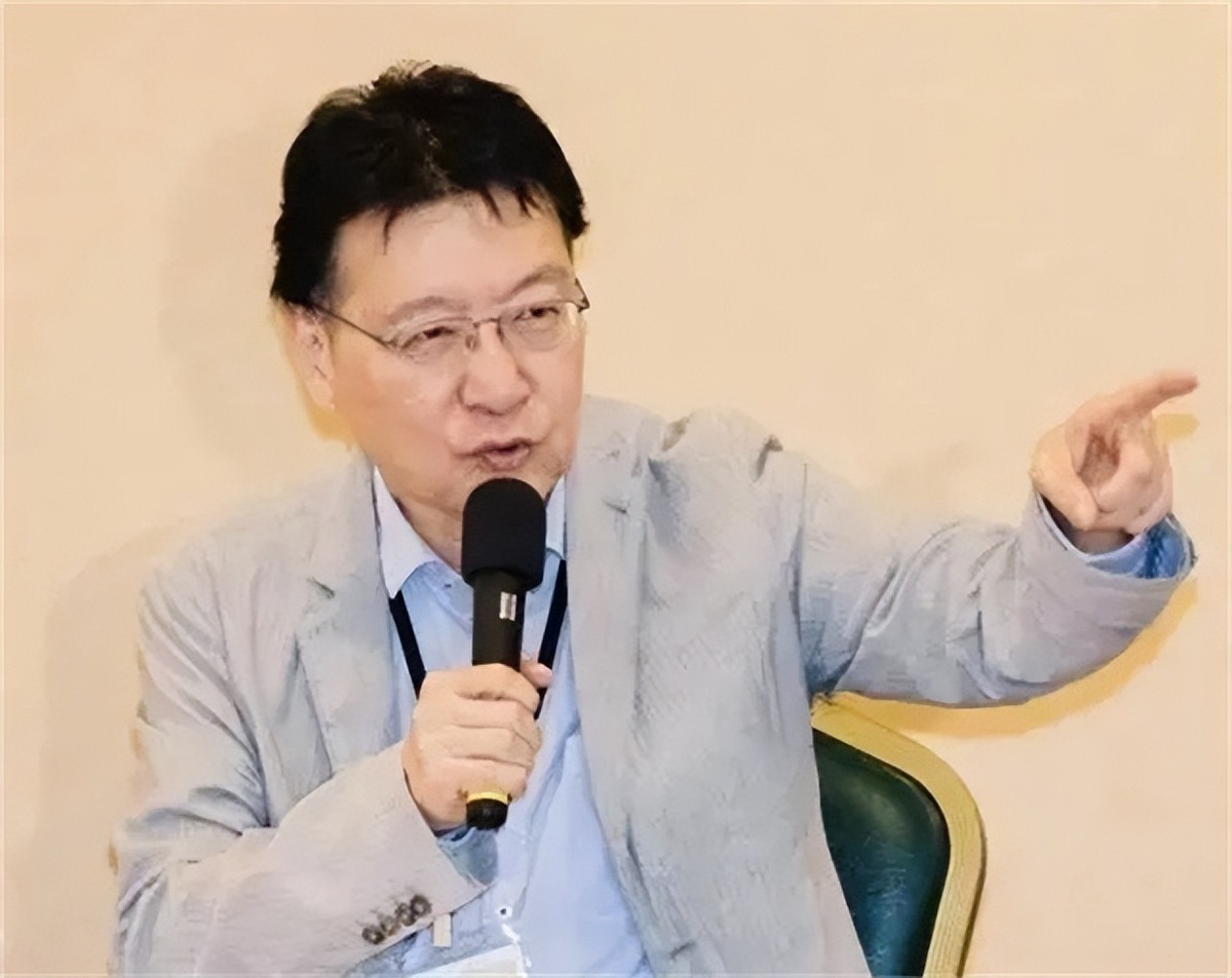 揭开赵少康和*智英黎**勾结的历史，赵少康之子是*智英黎**的得意门生