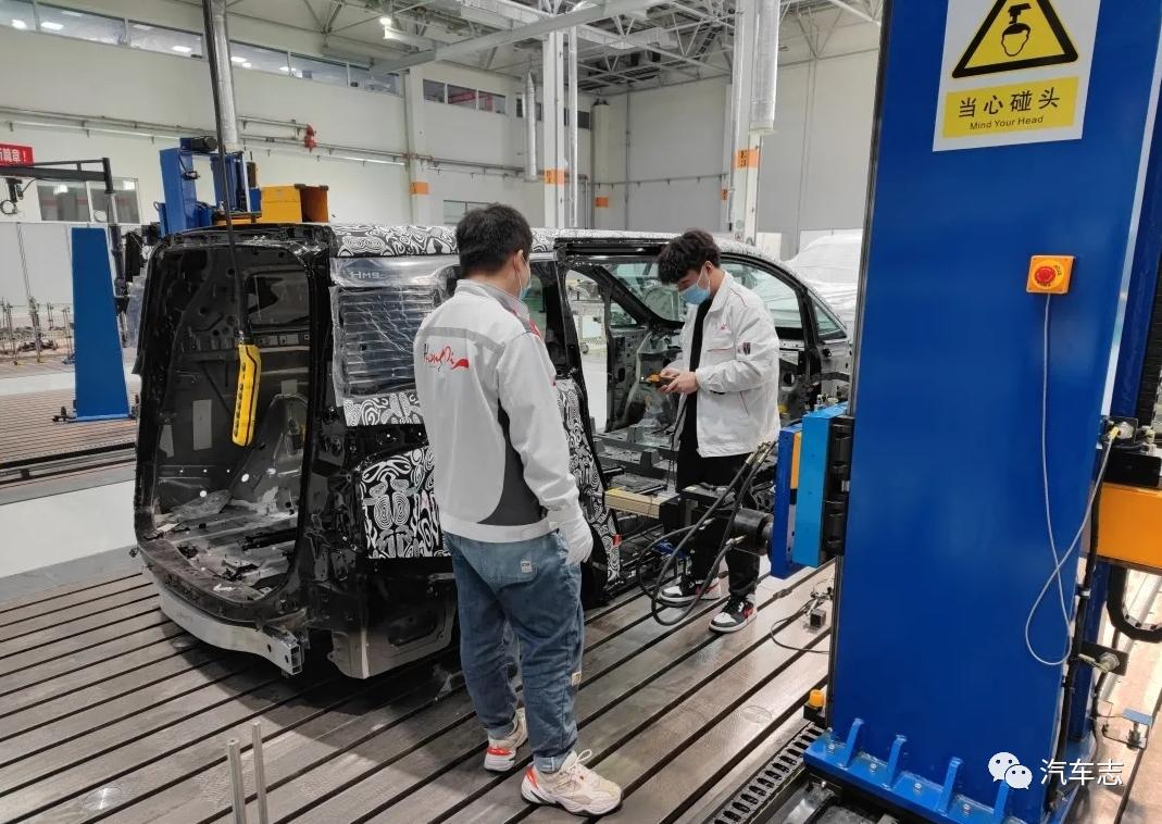 红旗商务mpvhm9低配,红旗全新mpv或将名为q9定位高端