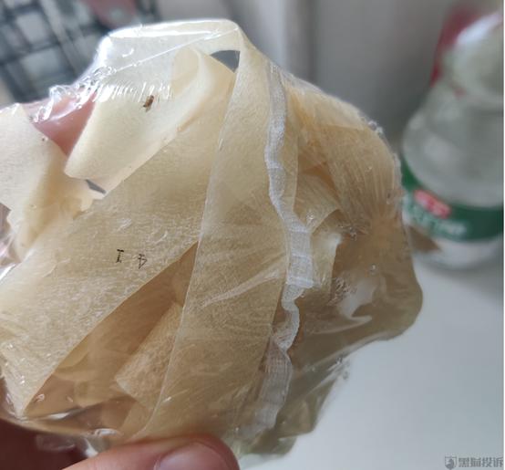 被客户举报吃到虫子,被顾客投诉说吃到虫子