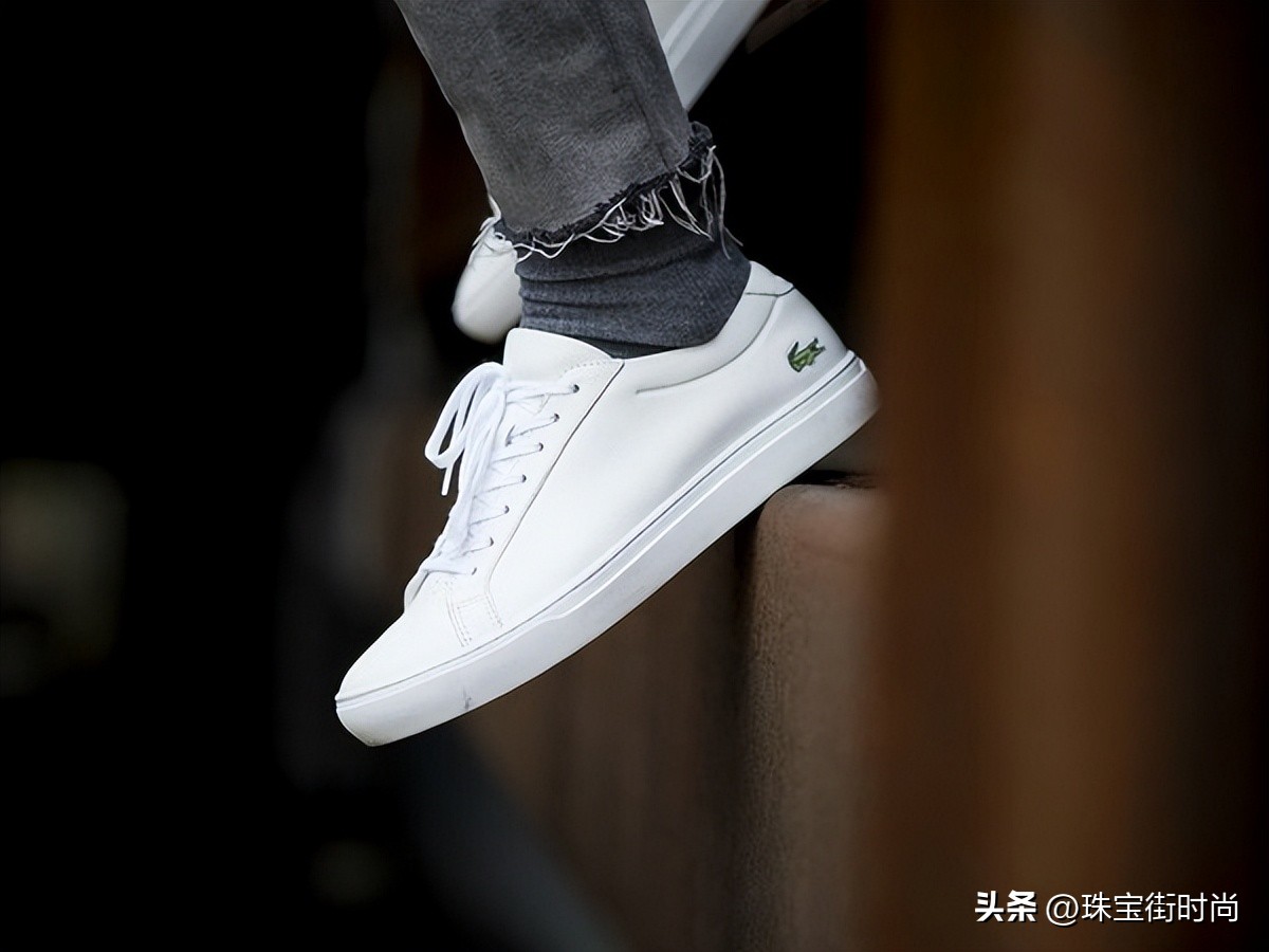 最简单的小白鞋,简单小白鞋