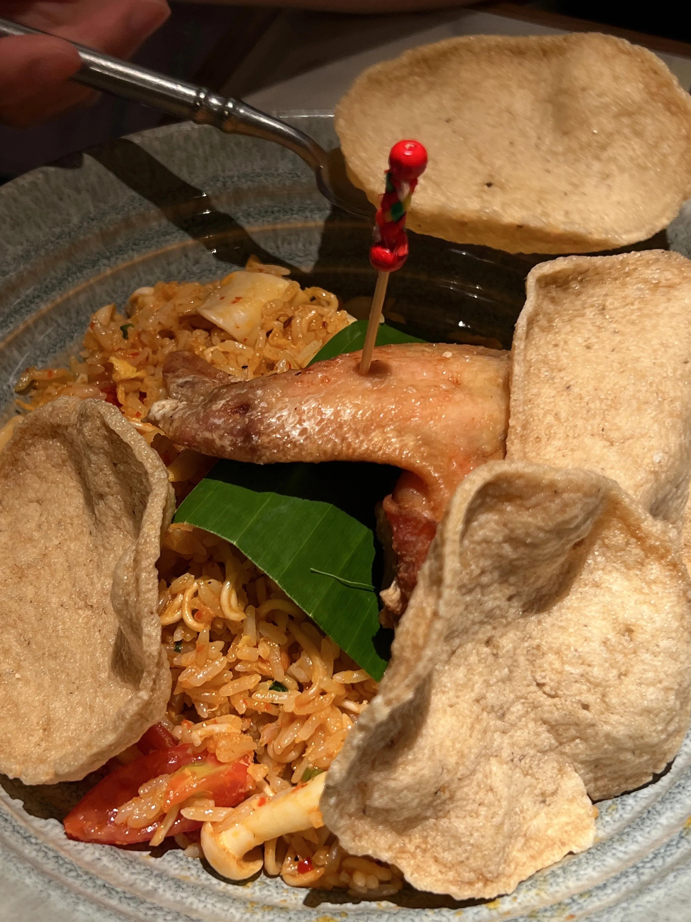 看名字大家认为这家餐厅是吃什么的?