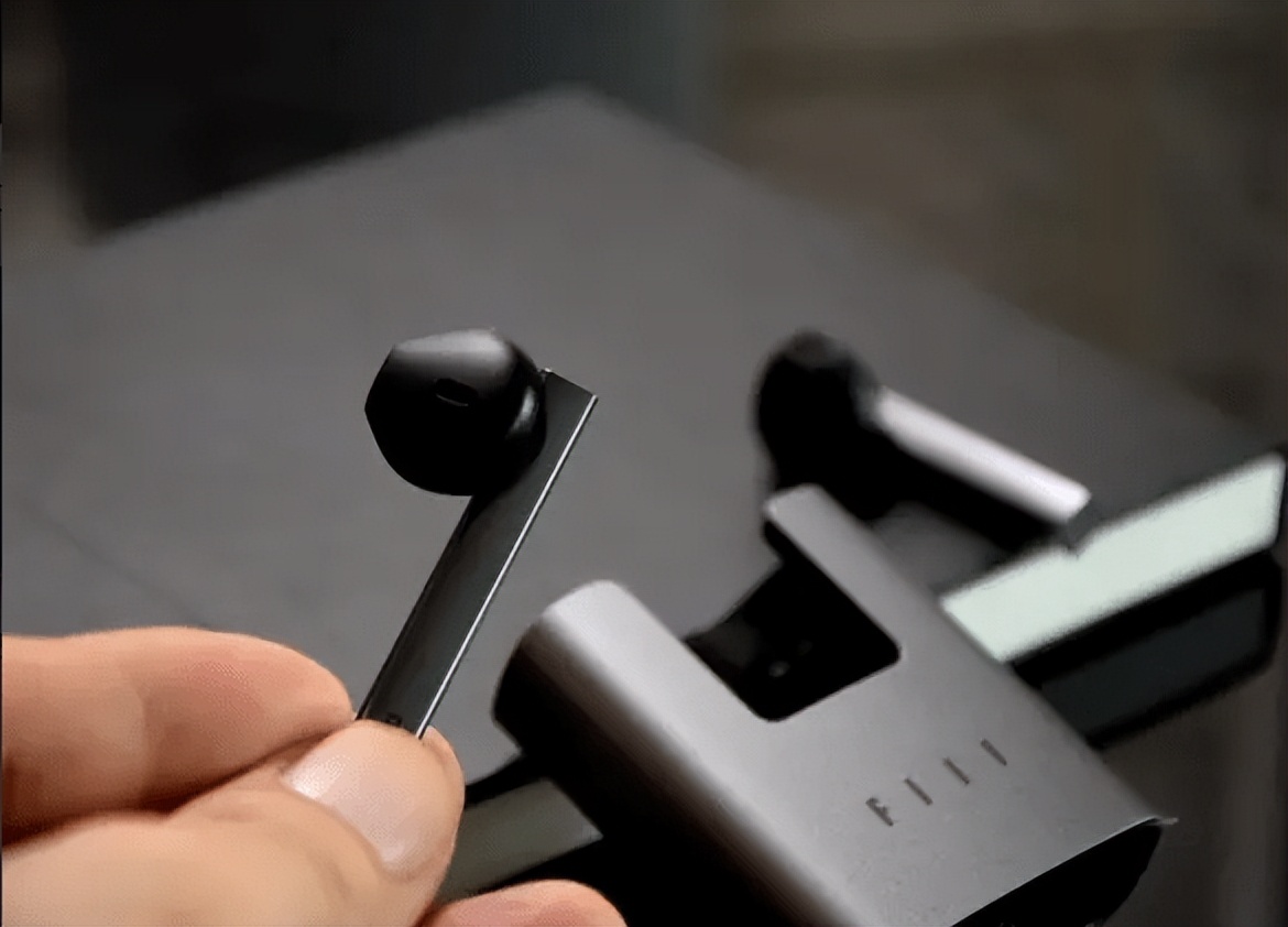 蓝牙耳机什么牌子的质量比较好,公认音质好的蓝牙耳机品牌推荐