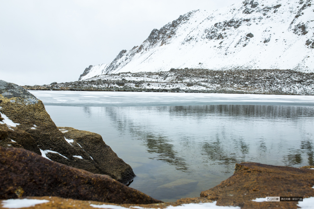 白马雪山u型谷徒步路线,驴徒步西藏