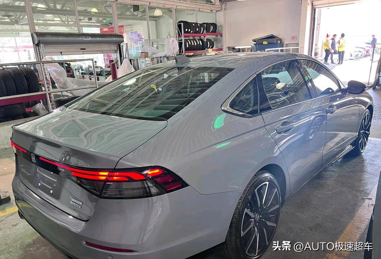 本田雅阁accord混动值得买吗,18款本田accord混动