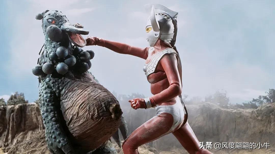 泰罗奥特曼tv版片段,泰罗奥特曼剧场版奥特物语