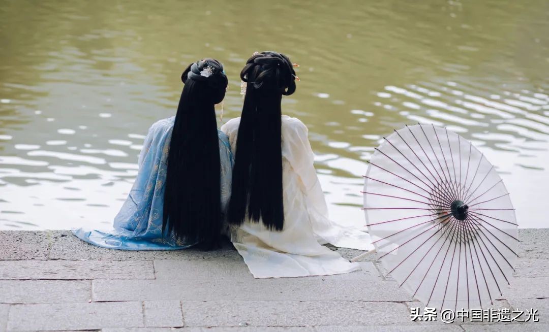 朋友是无用的很多人却不明白,无用的社交无用的朋友