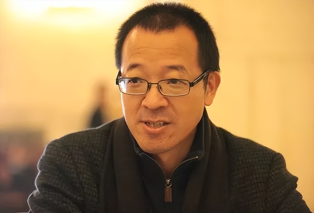 俞敏洪利用人性的弱点赚钱,俞敏洪学习是穷人唯一的出路