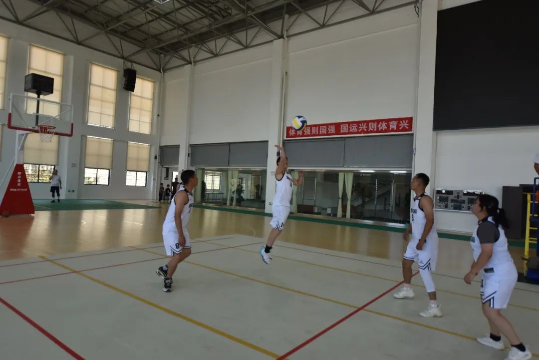 这场有毅力、敢拼搏、有战果的运动会你值得看!