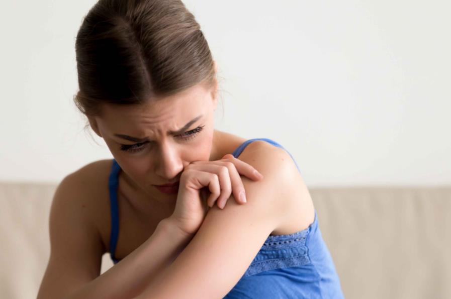 女大学生把30厘米“兔兔管”插入体内：上瘾*行为性**，害了多少人？