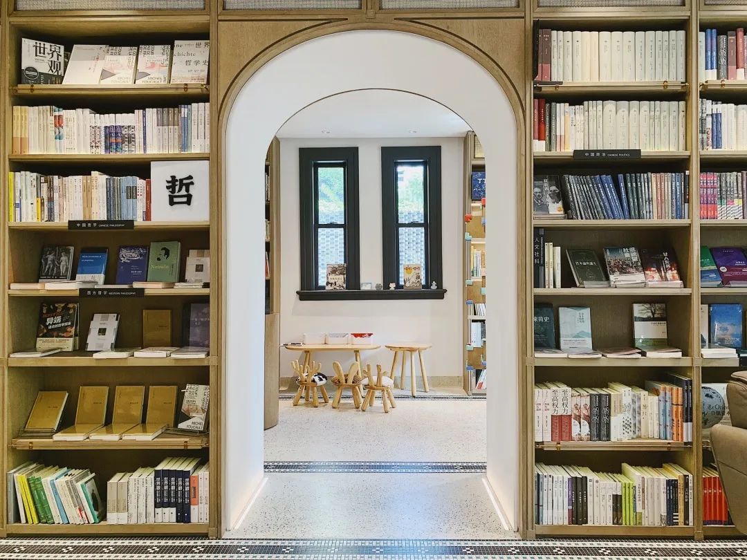 灏忓竷鎽勫奖鍥㈤槦,灏忓竷鎽勫奖