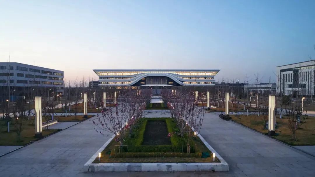 【设计引领】中建八局以双碳设计成套技术打造绿色低碳美丽校园