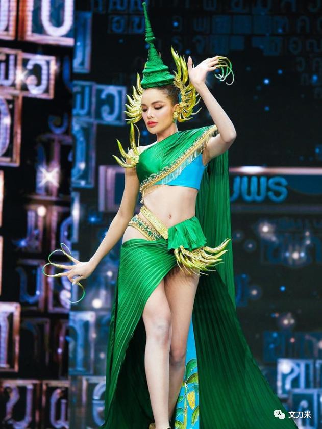 恐怕是地球最抓马的时装秀|MetGala小意思