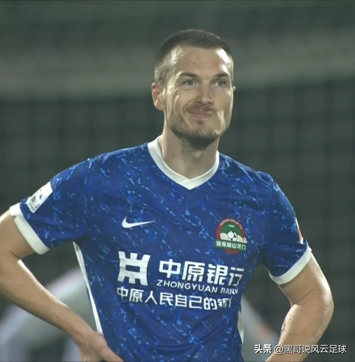 补时被100米球门绝杀,卡兰加梅开二次扳平