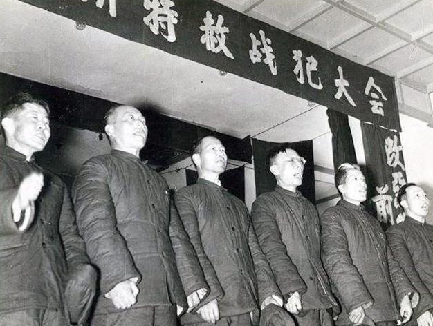 黄维被俘后视频,黄维被赦免后的生活