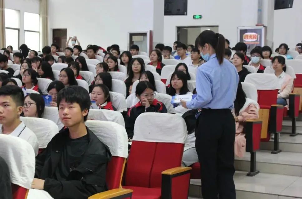 7400元现金在宿舍被盗,2600余学生被盗