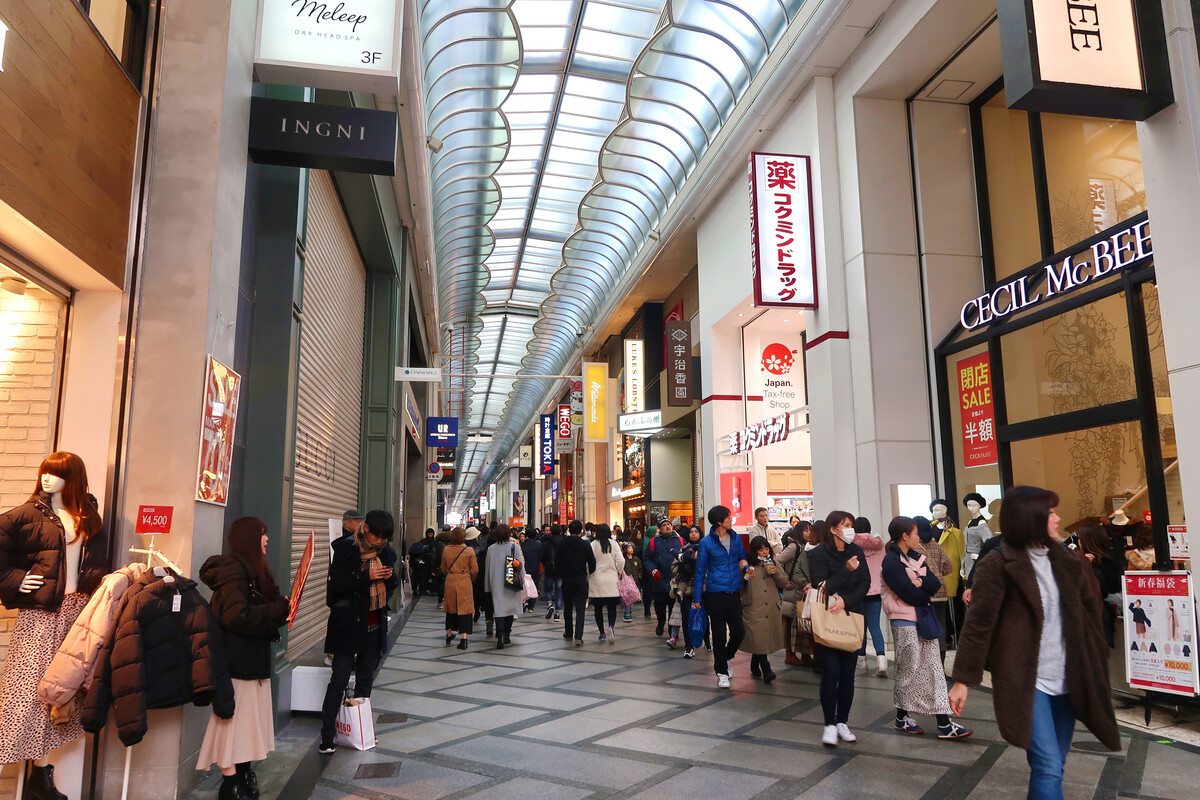 中国电商在美国打败实体店,中国电商被阿里打败了吗