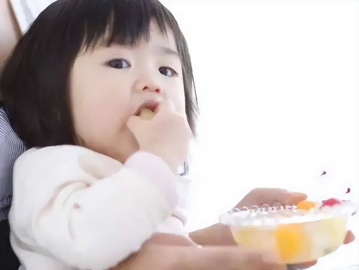 一岁宝宝夏天最适合吃哪些水果,夏季适合一岁多宝宝吃的水果