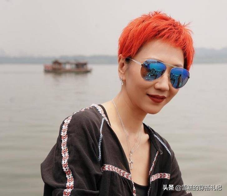 不老女神减龄的秘诀,60岁冻龄女神