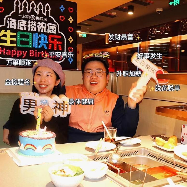 90后边上班边创业月入5万,90后辞掉月薪6000的工作创业