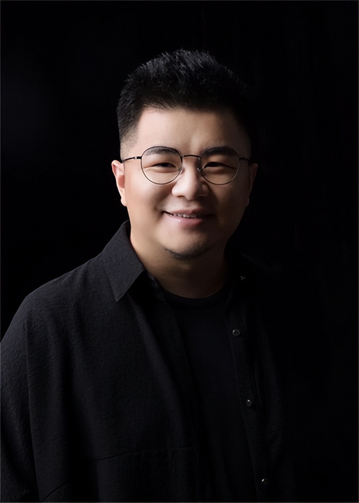 濂ュ崕璁捐涔嬪厜,濂ュ崕璁捐