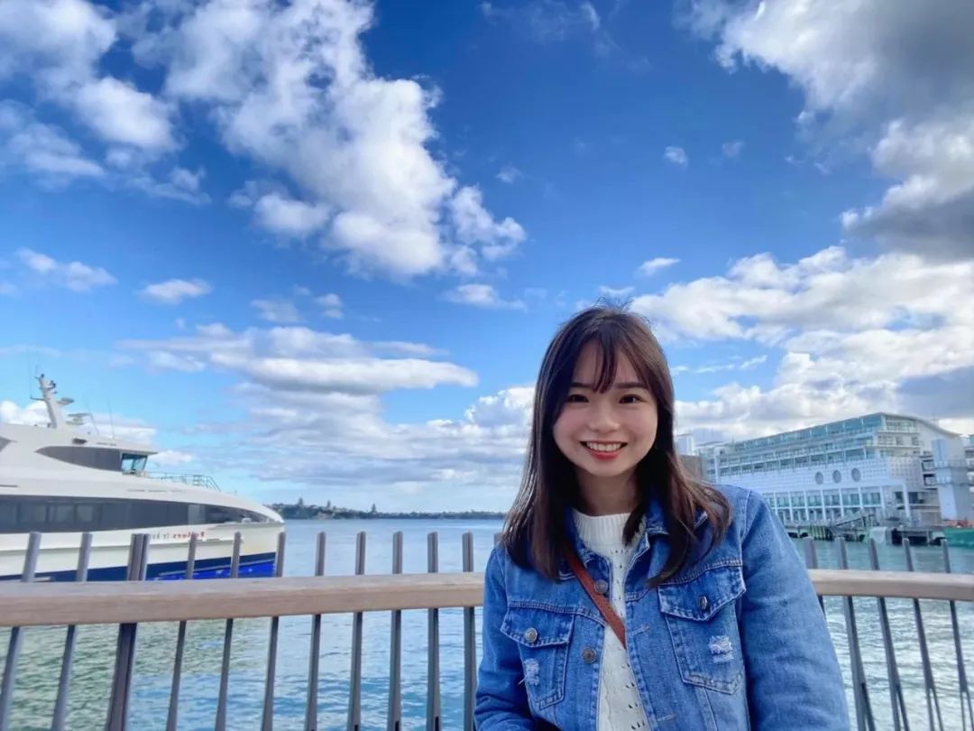 95后特特在新西兰：进厂切白菜，月入2万，感染新冠领千元补贴