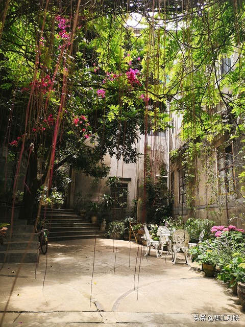 上联夜来花香无蝶采下联怎么对,花香入梦来对联下联