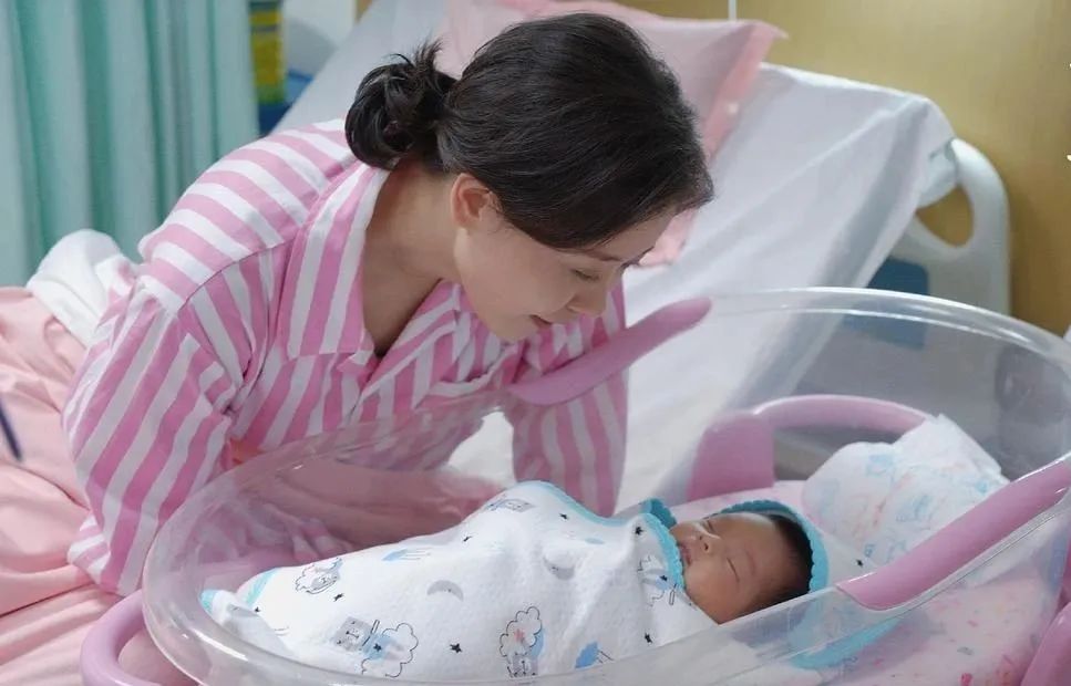 产妇手术完就停水，北京知名高端妇儿医院突然“爆雷”背后