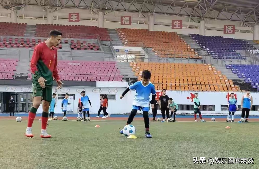 c罗原创视频,山寨版c罗