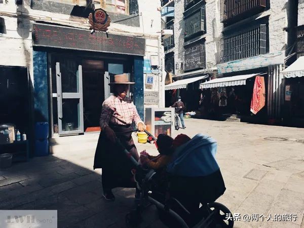 拉萨烈阳下,偷来了一天——两人单车穿越阿里行17